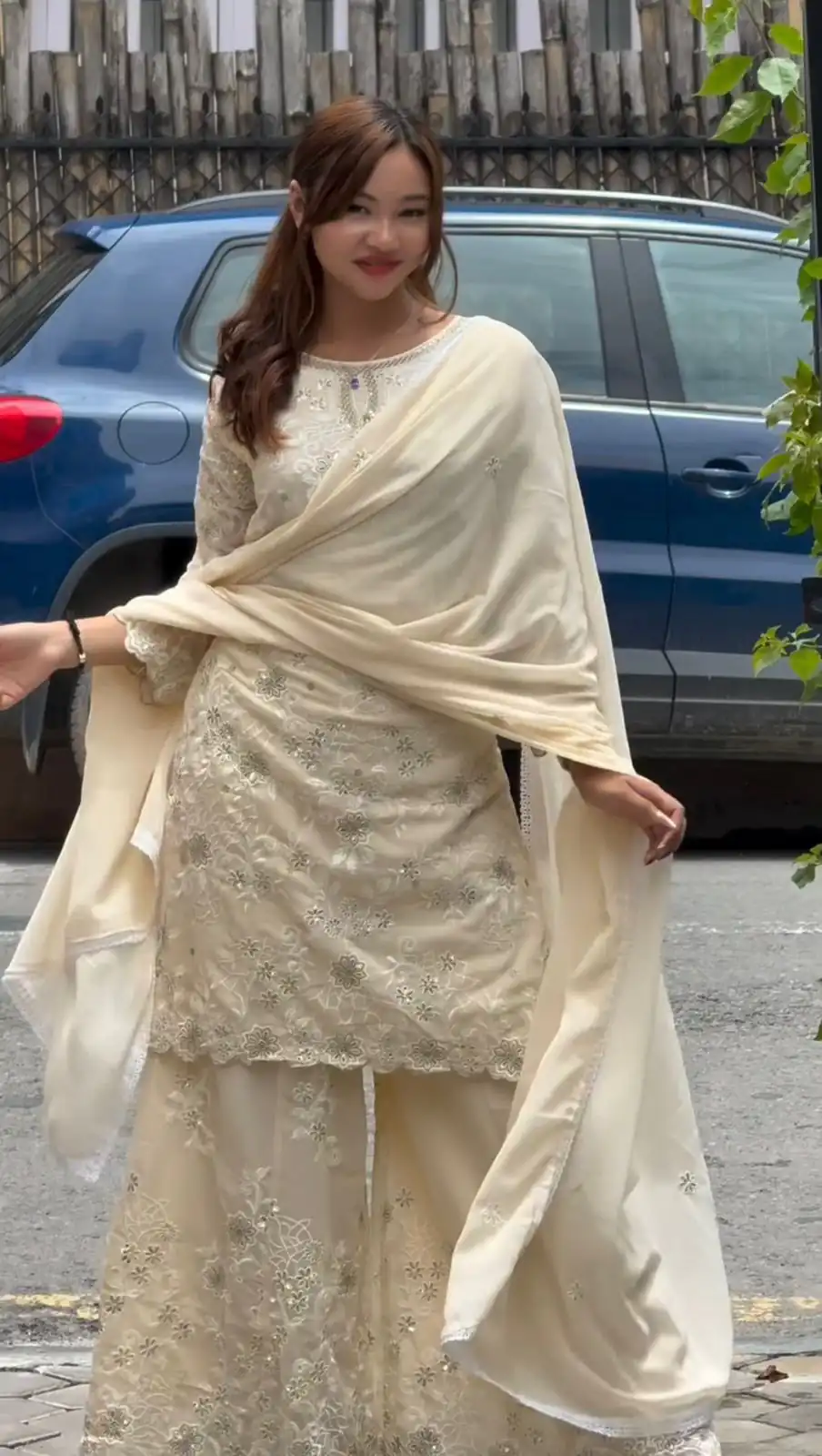 AD 196 Off White Faux Georgette Salwar Suit Perfect for Wedding, Party, Ganesh Chaturthi, Onam, Baisakhi . Exclusive Offer ₹2149. Delivery 4-6 Working Days | Casual Suits, Jump Suits, Creative suits, Designer Suits, Palazzo Suits, Party Wear Suits, Patiala Suits, Salwar suit, Straight Suits