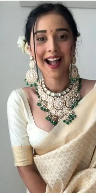 KPR 176 Off White Soft Lichi Silk Saree Perfect for Wedding, Party, Family Gatherings, Baisakhi, Holi – . Now at just ₹1499. Delivery 4-6 Working | Creative Sarees, Embroidered Sarees, Bollywood Sarees, Designer Sarees, Ethnic Saree, Modern Digital sarees, Party Wear Sarees, Sarees