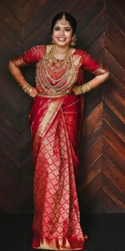 KP 3069 Red Soft Lichi Silk Saree with Lace Border & Lace Work. Affordable Price ₹1399. Delivery 4-6 Working Days. Shop now. | Creative Sarees, Embroidered Sarees, Bollywood Sarees, Designer Sarees, Ethnic Saree, Modern Digital sarees, Party Wear Sarees, Sarees