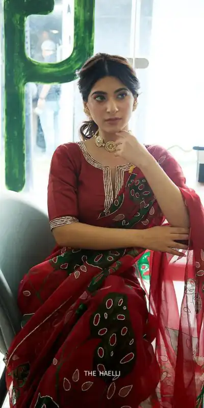 AC ZOYA Red in Color Soft Organza Designer Work Saree . Wedding, Party, Festive, Events, Best Price ₹2399. Delivery 4-6 Working Days. Shop now. | Creative Sarees, Embroidered Sarees, Bollywood Sarees, Designer Sarees, Ethnic Saree, Modern Digital sarees, Party Wear Sarees, Sarees