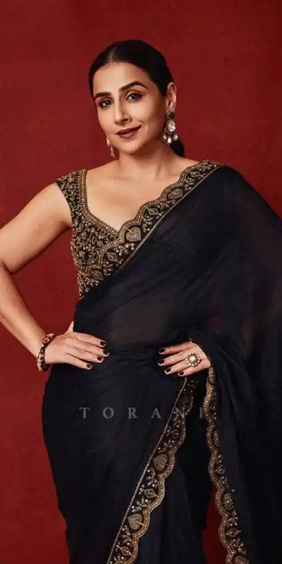 BT 430 Black in Chinno Silk Designer Work Saree . Wedding, Party, Festive, Events, Now at just ₹1749. Delivery 4-6 Working Days. Shop now. | Creative Sarees, Embroidered Sarees, Bollywood Sarees, Designer Sarees, Ethnic Saree, Modern Digital sarees, Party Wear Sarees, Sarees