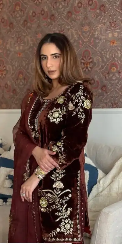 BE 408 Brown Soft Organza Salwar Suit with Lace Work & Embroidery Work. Special Price ₹2049. Delivery 4-6 Working Days. Shop now. | Bollywood Lehenga, Creative Lehenga, Designer Lehenga, Embroidered Lehenga, Lehenga, Party Wear Lehenga