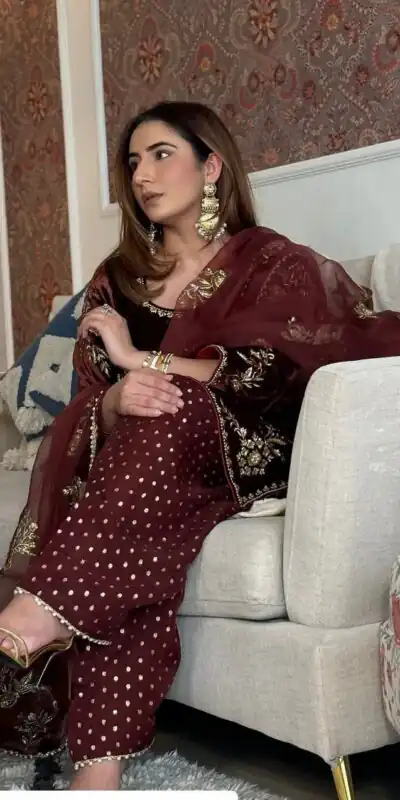 BE 408 Brown Soft Organza Salwar Suit with Lace Work & Embroidery Work. Special Price ₹2049. Delivery 4-6 Working Days. Shop now. | Bollywood Lehenga, Creative Lehenga, Designer Lehenga, Embroidered Lehenga, Lehenga, Party Wear Lehenga