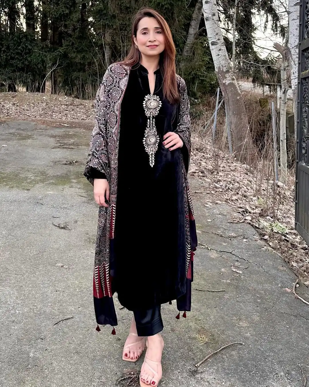 LG 2026 Navy Blue Velvet Salwar Suit with Embroidery Work. Introductory Price ₹1849. Delivery 4-6 Working Days. Shop now. | Casual Suits, Jump Suits, Tops & Bottoms, Track Suits, Trendy Wear, Creative suits, Designer Suits, Palazzo Suits, Party Wear Suits, Patiala Suits, Salwar suit, Straight Suits