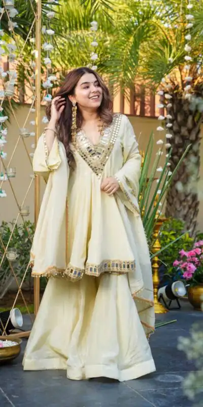 VLM 306 Off White Cosmos Silk Salwar Suit Perfect for Wedding, Party, Ethnic Day, Anniversary, Pooja – . Exclusive Offer ₹2549. Delivery 4-6 Worki | Casual Suits, Jump Suits, Tops & Bottoms, Track Suits, Trendy Wear, Creative suits, Designer Suits, Palazzo Suits, Party Wear Suits, Patiala Suits, Salwar suit, Straight Suits