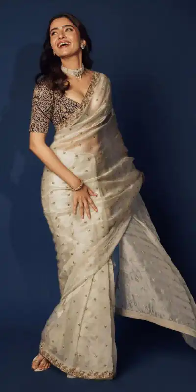 BT 396 Off White Soft TB Organza Saree with Lace Work & Zari Work. Special Price ₹1899. Delivery 4-6 Working Days. Shop now. | Creative Sarees, Embroidered Sarees, Bollywood Sarees, Designer Sarees, Ethnic Saree, Modern Digital sarees, Party Wear Sarees, Sarees