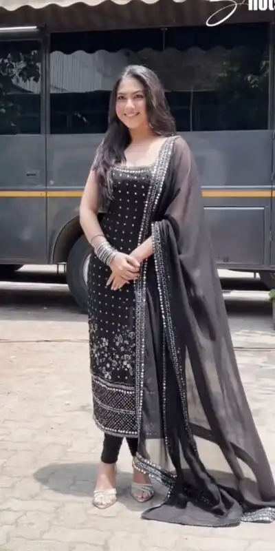 RTC 5912 Black Faux Georgette Salwar Suit Perfect for Wedding, Party, Baisakhi, Baby Shower, Sangeet – . Introductory Price ₹2099. Delivery 4-6 Working | Casual Suits, Jump Suits, Tops & Bottoms, Track Suits, Trendy Wear, Creative suits, Designer Suits, Palazzo Suits, Party Wear Suits, Patiala Suits, Salwar suit, Straight Suits