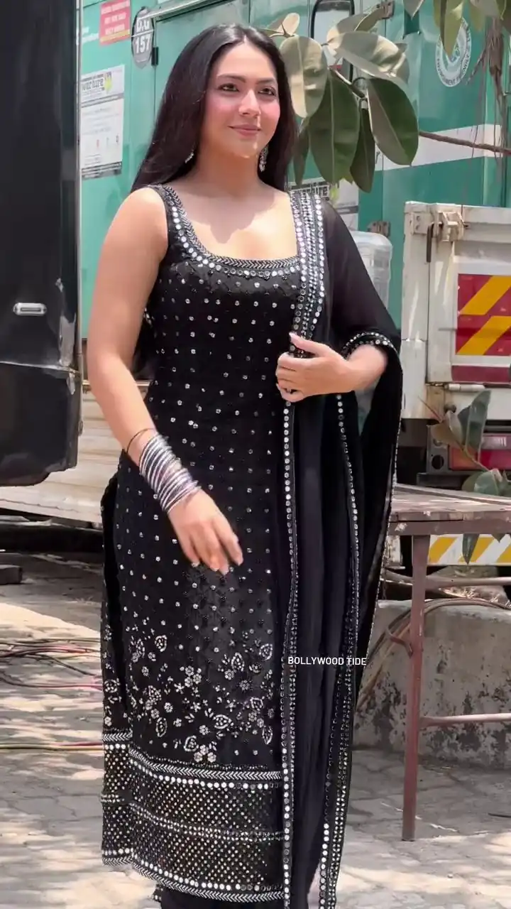 RTC 5912 Black Faux Georgette Salwar Suit Perfect for Wedding, Party, Baisakhi, Baby Shower, Sangeet – . Introductory Price ₹2099. Delivery 4-6 Working | Casual Suits, Jump Suits, Tops & Bottoms, Track Suits, Trendy Wear, Creative suits, Designer Suits, Palazzo Suits, Party Wear Suits, Patiala Suits, Salwar suit, Straight Suits