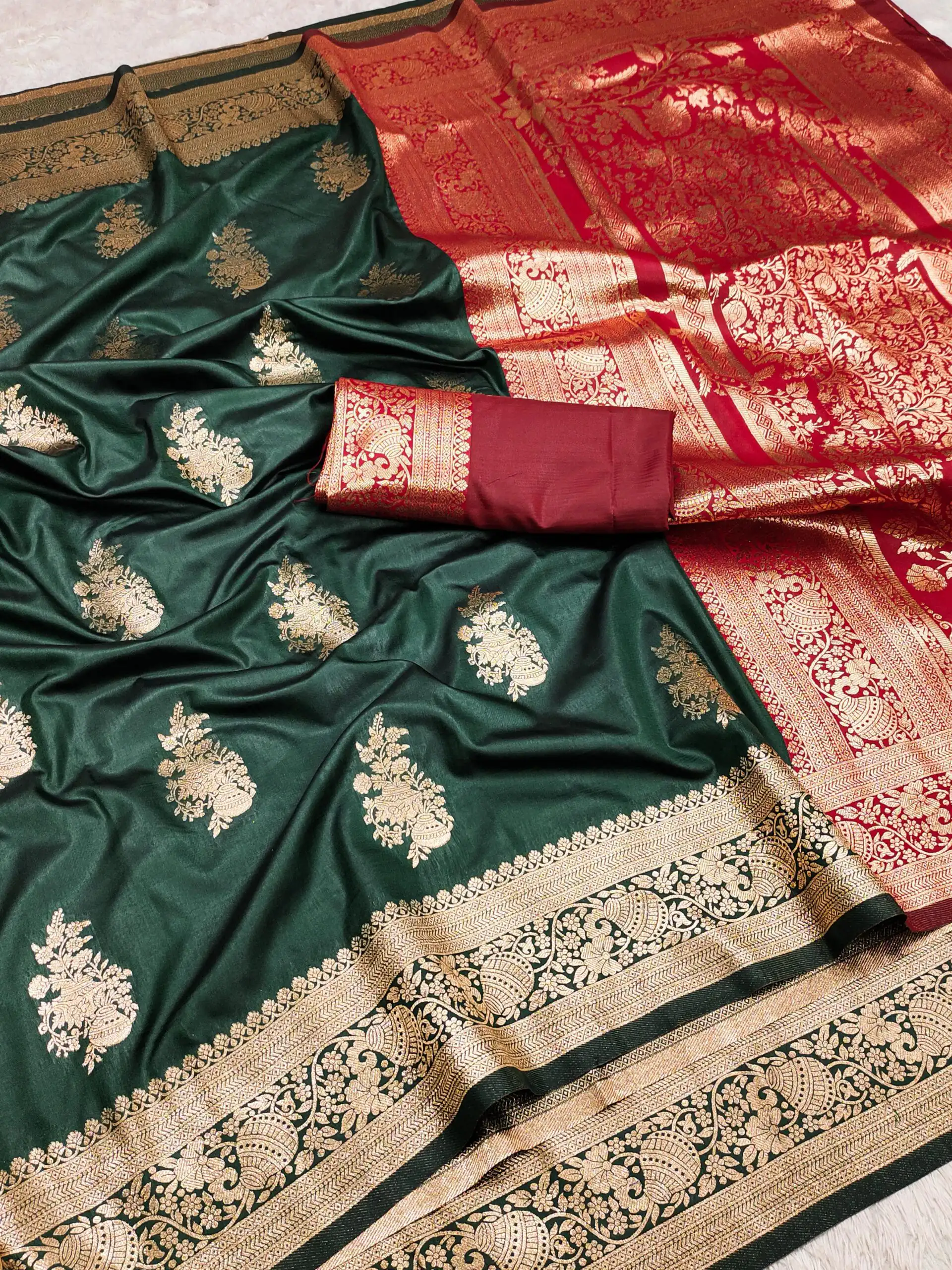 MB 1027 Green in Banarasi Silk Zari Work & Lace Work Saree . Available at ₹1999 only. Delivery 4-6 Working Days. Shop now. | Creative Sarees, Embroidered Sarees, Bollywood Sarees, Designer Sarees, Ethnic Saree, Modern Digital sarees, Party Wear Sarees, Sarees