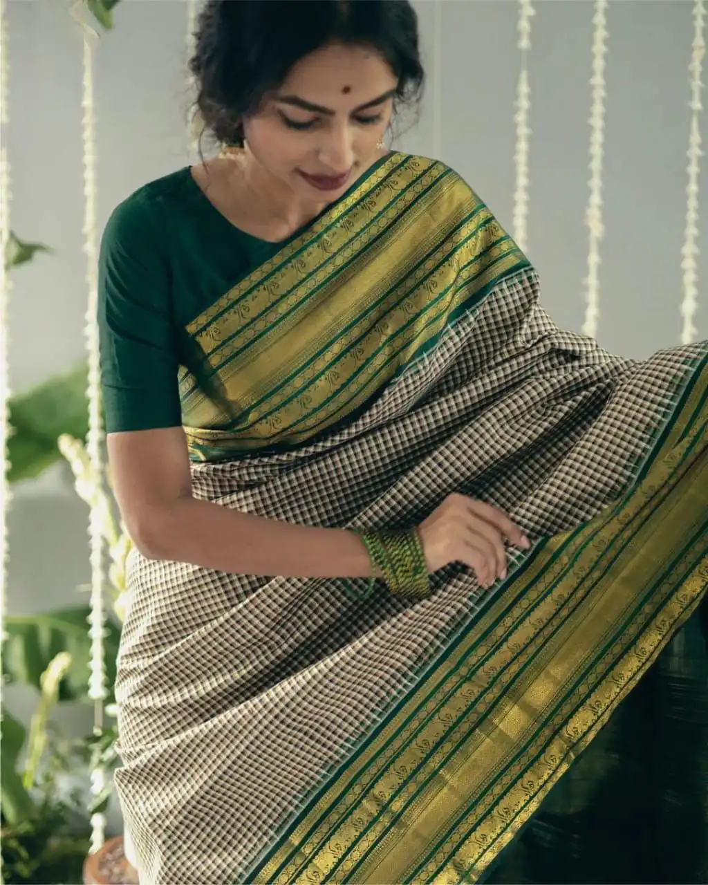 KPR 247 Green Color Soft Lichi Silk Saree with Lace Border & Lace Work. Best Price ₹1499. Delivery 4-6 Working Days. Shop now. | Creative Sarees, Embroidered Sarees, Bollywood Sarees, Designer Sarees, Ethnic Saree, Modern Digital sarees, Party Wear Sarees, Sarees