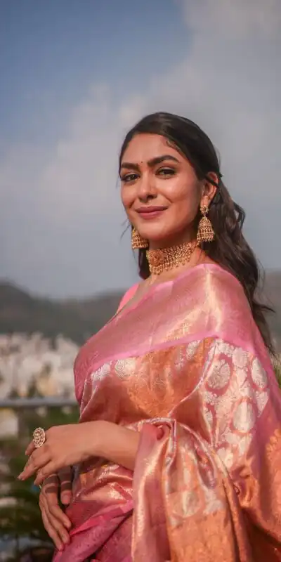 KP 6078 Light Pink in Color Soft Lichi Silk Designer Work Saree . Now at just ₹1449. Delivery 4-6 Working Days. Shop now. | Creative Sarees, Embroidered Sarees, Bollywood Sarees, Designer Sarees, Ethnic Saree, Modern Digital sarees, Party Wear Sarees, Sarees