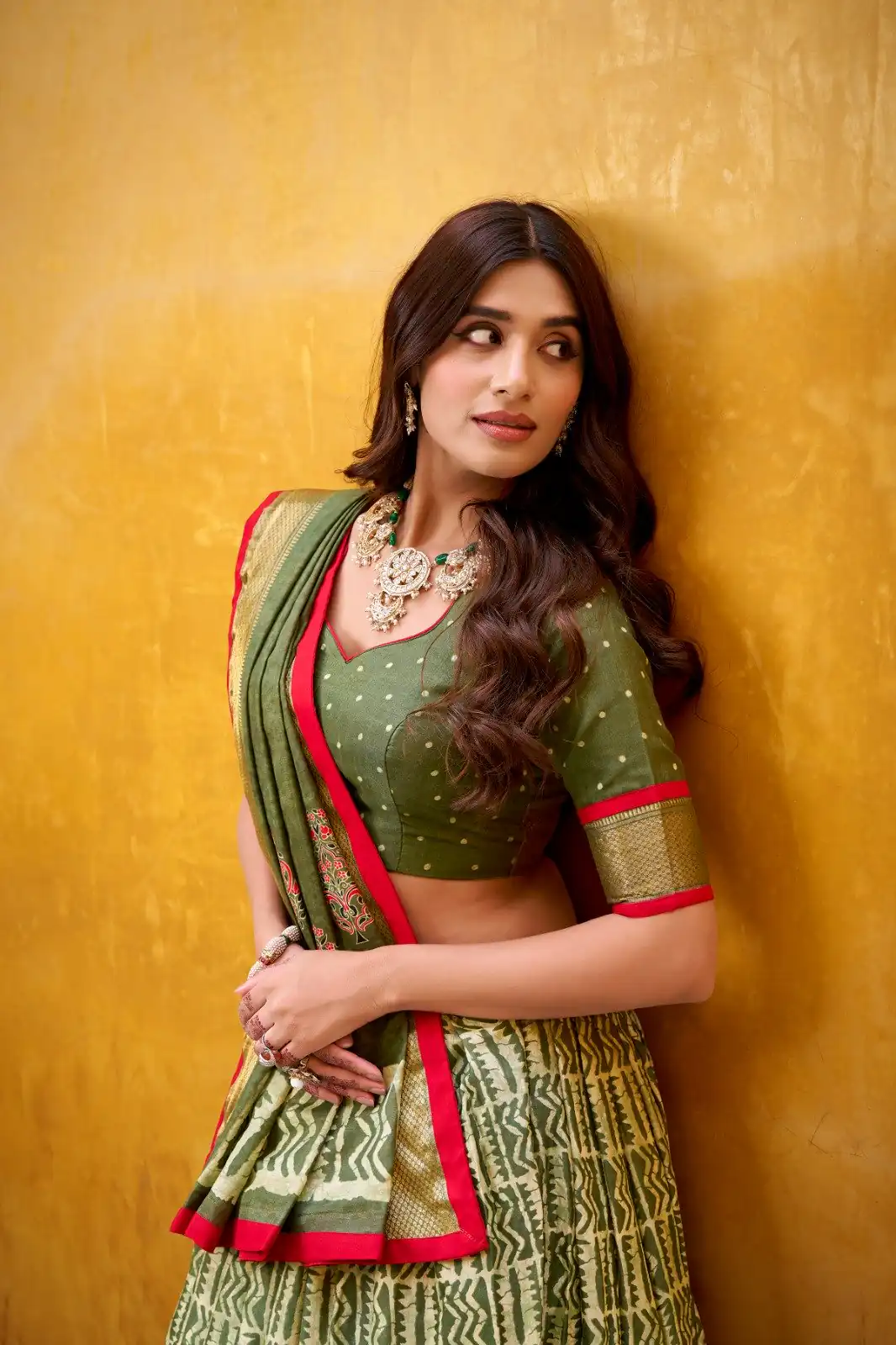 LNB 1252 Mahendi Dola Silk Lehenga Choli Perfect for Wedding, Party, Raksha Bandhan, Engagement, Onam – . Now at just ₹2449. Delivery 4-6 Working Days. | Bollywood Lehenga, Creative Lehenga, Designer Lehenga, Embroidered Lehenga, Lehenga, Party Wear Lehenga