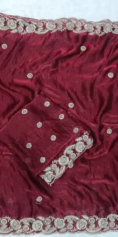 JR 655 Maroon Space Silk Saree Perfect for Wedding, Party, Pooja, Makar Sankranti, Temple Visit – . Affordable Price ₹1999. Delivery 4-6 Working Days | Creative Sarees, Embroidered Sarees, Bollywood Sarees, Designer Sarees, Ethnic Saree, Modern Digital sarees, Party Wear Sarees, Sarees