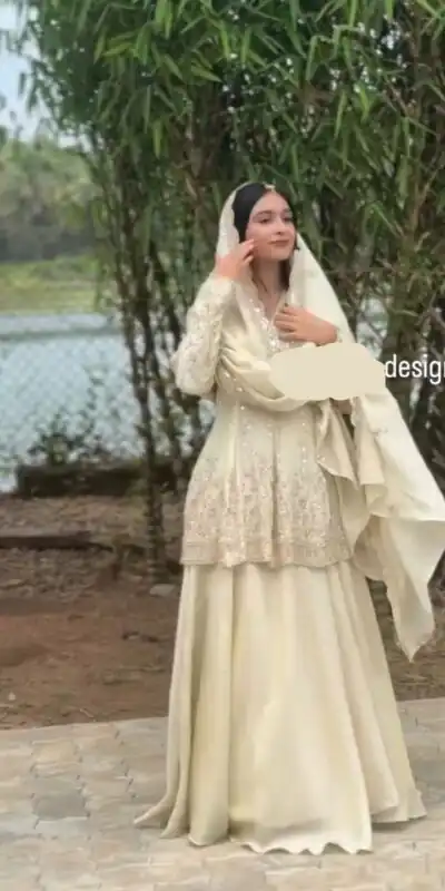 VLM 309 Off White Chinon Silk Salwar Suit with Embroidery Work & Lace Work. Get it for ₹2399. Delivery 4-6 Working Days. Shop now. | Casual Suits, Jump Suits, Tops & Bottoms, Track Suits, Trendy Wear, Creative suits, Designer Suits, Palazzo Suits, Party Wear Suits, Patiala Suits, Salwar suit, Straight Suits