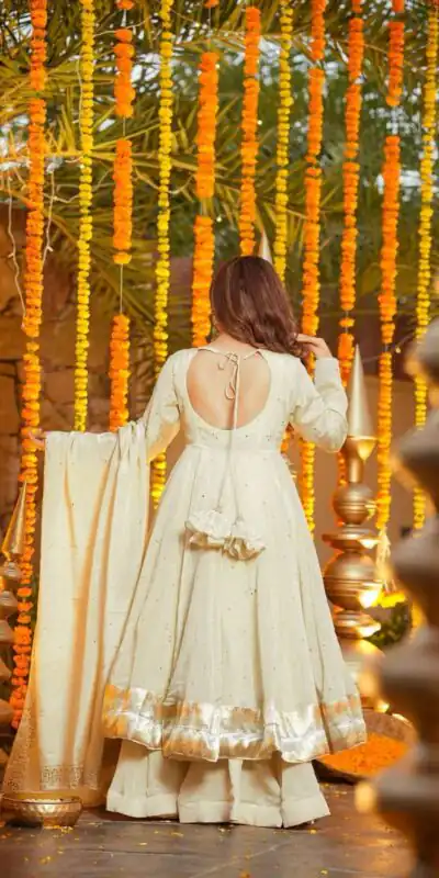 KD 1555 Off White Chinon Silk Gown Perfect for Wedding, Party, Engagement, Lohri, Diwali – . Grab it for ₹2149. Delivery 4-6 Working Days. Shop n | Bollywood Gowns, Creative Gowns, Designer Gowns, Embroidered Gowns, Gowns, Party Wear Gowns