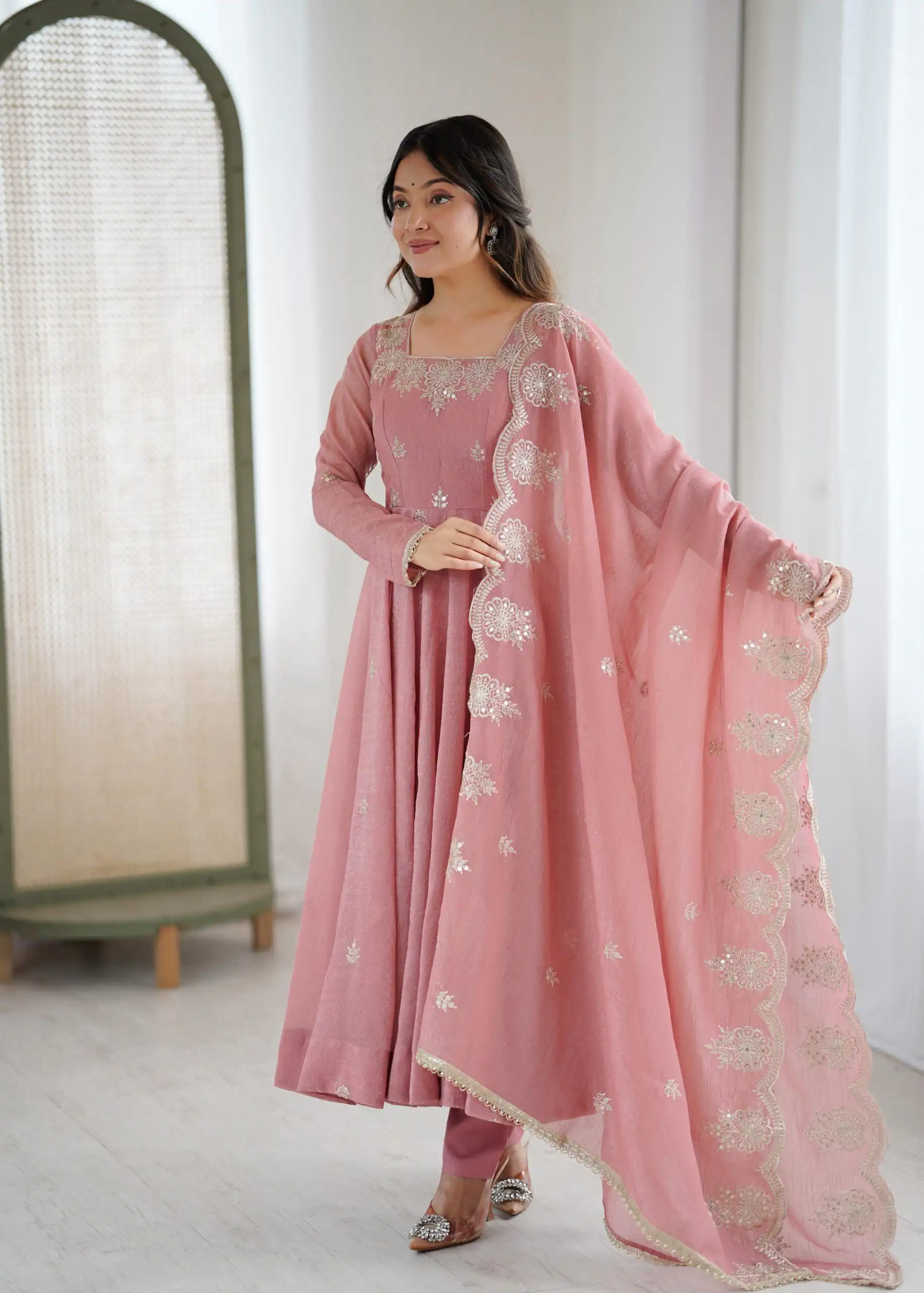 ZF 5011 Onion Crunchy Silk Gown with Embroidery Work. Wedding, Party, Festive, Events Best Price ₹2099. Delivery 4-6 Working Days. Shop now. | Bollywood Gowns, Creative Gowns, Designer Gowns, Embroidered Gowns, Gowns, Party Wear Gowns