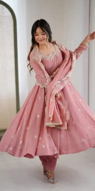 ZF 5011 Onion Crunchy Silk Gown with Embroidery Work. Wedding, Party, Festive, Events Best Price ₹2099. Delivery 4-6 Working Days. Shop now. | Bollywood Gowns, Creative Gowns, Designer Gowns, Embroidered Gowns, Gowns, Party Wear Gowns