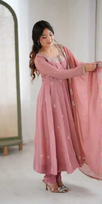 ZF 5011 Onion Crunchy Silk Gown with Embroidery Work. Wedding, Party, Festive, Events Best Price ₹2099. Delivery 4-6 Working Days. Shop now. | Bollywood Gowns, Creative Gowns, Designer Gowns, Embroidered Gowns, Gowns, Party Wear Gowns