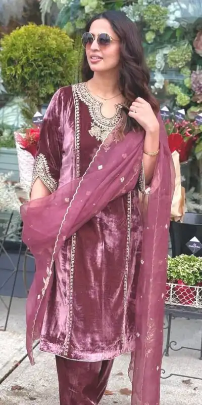 SSR 498 Onion Viscose Velvet Salwar Suit Perfect for Wedding, Party, Mehendi, Ganesh Chaturthi, Makar Sankranti – . Grab it for ₹1949. Delivery 4-6 Work | Casual Suits, Jump Suits, Tops & Bottoms, Track Suits, Trendy Wear, Creative suits, Designer Suits, Palazzo Suits, Party Wear Suits, Patiala Suits, Salwar suit, Straight Suits