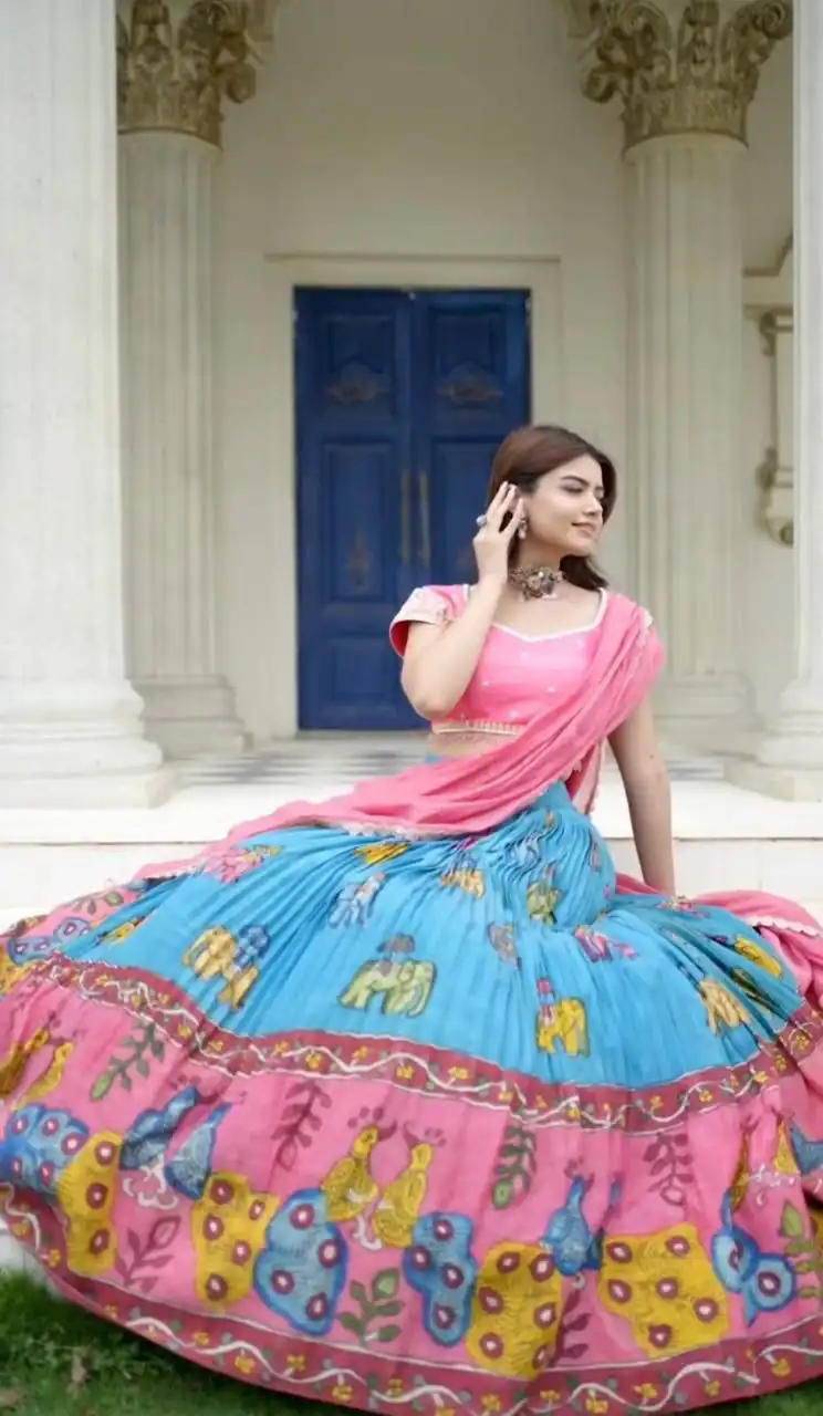 PC 436 Peach Fox Georgette Lehenga Choli Perfect for Wedding, Party, Ethnic Day, Family Gatherings, Bridal Wear – . Exclusive Offer ₹2140. Delivery 4- | Bollywood Lehenga, Creative Lehenga, Designer Lehenga, Embroidered Lehenga, Lehenga, Party Wear Lehenga