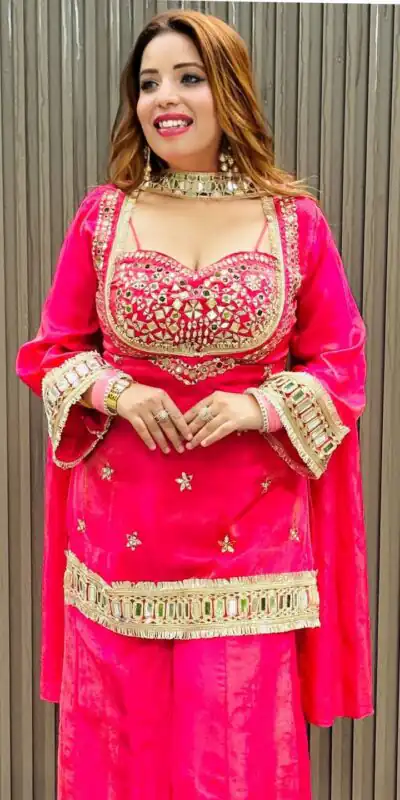 LG 2015 Pink Cosmos Salwar Suit Perfect for Wedding, Party, Karwa Chauth, Eid, Holi – . Exclusive Offer ₹2099. Delivery 4-6 Working Days. Shop now. | Casual Suits, Jump Suits, Creative suits, Designer Suits, Palazzo Suits, Party Wear Suits, Patiala Suits, Salwar suit, Straight Suits