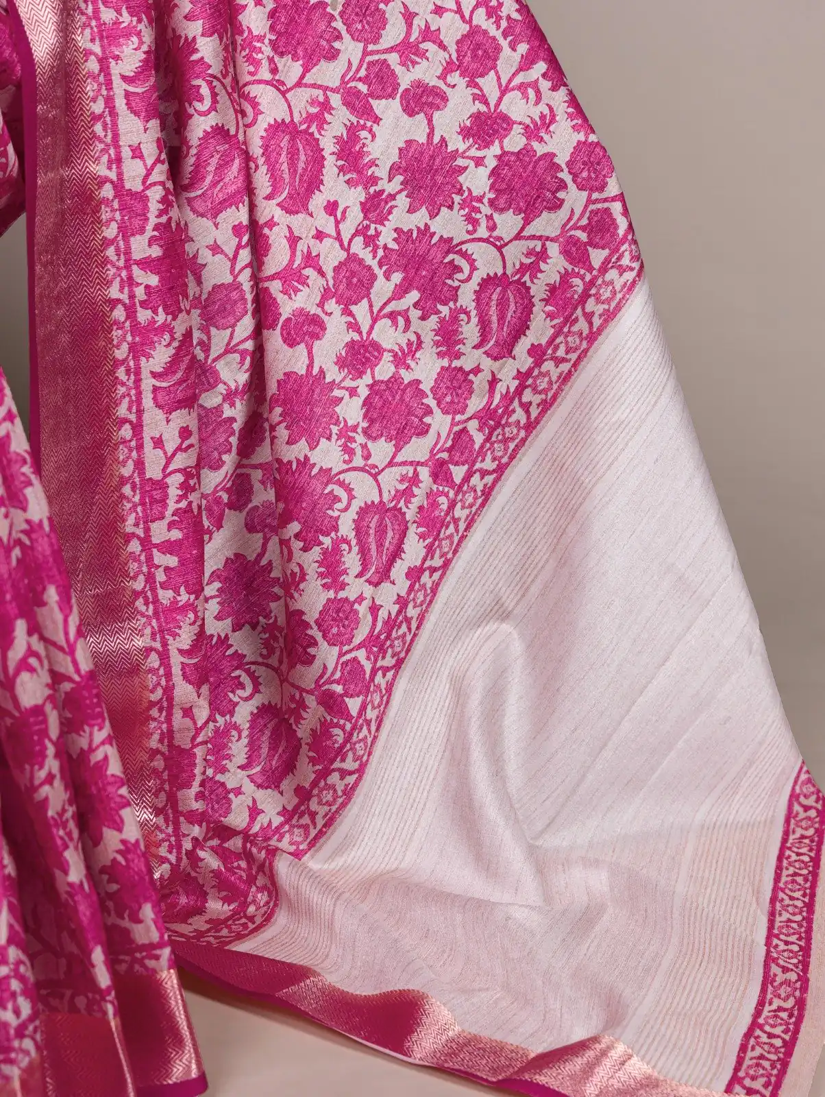 YNF 7055 Pink in Tasar Silk With Viscose Border Lace Work & Lace Border Saree. Exclusive Offer ₹1699. Delivery 4-6 Working Days. Shop now. | Creative Sarees, Embroidered Sarees, Bollywood Sarees, Designer Sarees, Ethnic Saree, Modern Digital sarees, Party Wear Sarees, Sarees