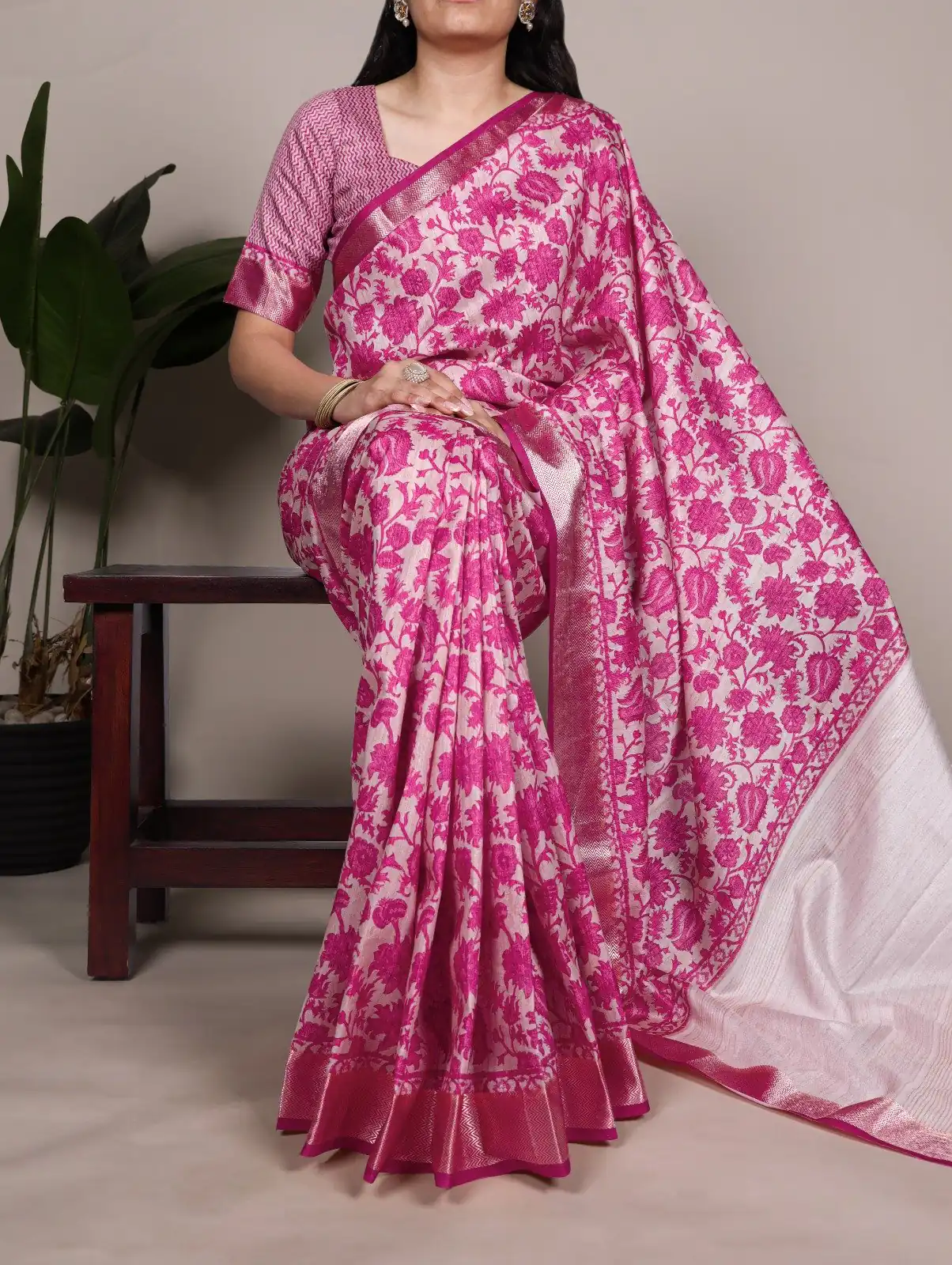 YNF 7055 Pink in Tasar Silk With Viscose Border Lace Work & Lace Border Saree. Exclusive Offer ₹1699. Delivery 4-6 Working Days. Shop now. | Creative Sarees, Embroidered Sarees, Bollywood Sarees, Designer Sarees, Ethnic Saree, Modern Digital sarees, Party Wear Sarees, Sarees