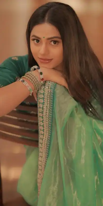 JR 657 Pista with Sequins Work & Embroidery Work Twill Net Saree . Exclusive Offer ₹1599. Delivery 4-6 Working Days. Shop now. | Creative Sarees, Embroidered Sarees, Bollywood Sarees, Designer Sarees, Ethnic Saree, Modern Digital sarees, Party Wear Sarees, Sarees