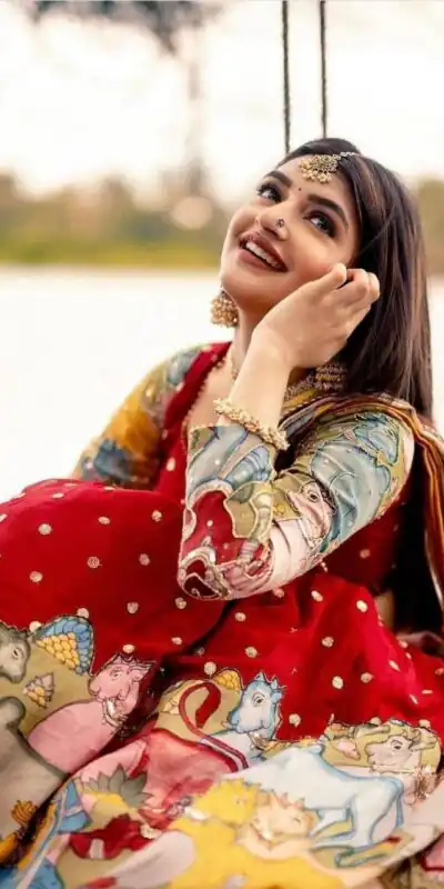 PC 327 Red Fox Georgette Lehenga Choli with Embroidery Work & Thread Embroidery. Special Price ₹2099. Delivery 4-6 Working Days. Shop now. | Bollywood Lehenga, Creative Lehenga, Designer Lehenga, Embroidered Lehenga, Lehenga, Party Wear Lehenga