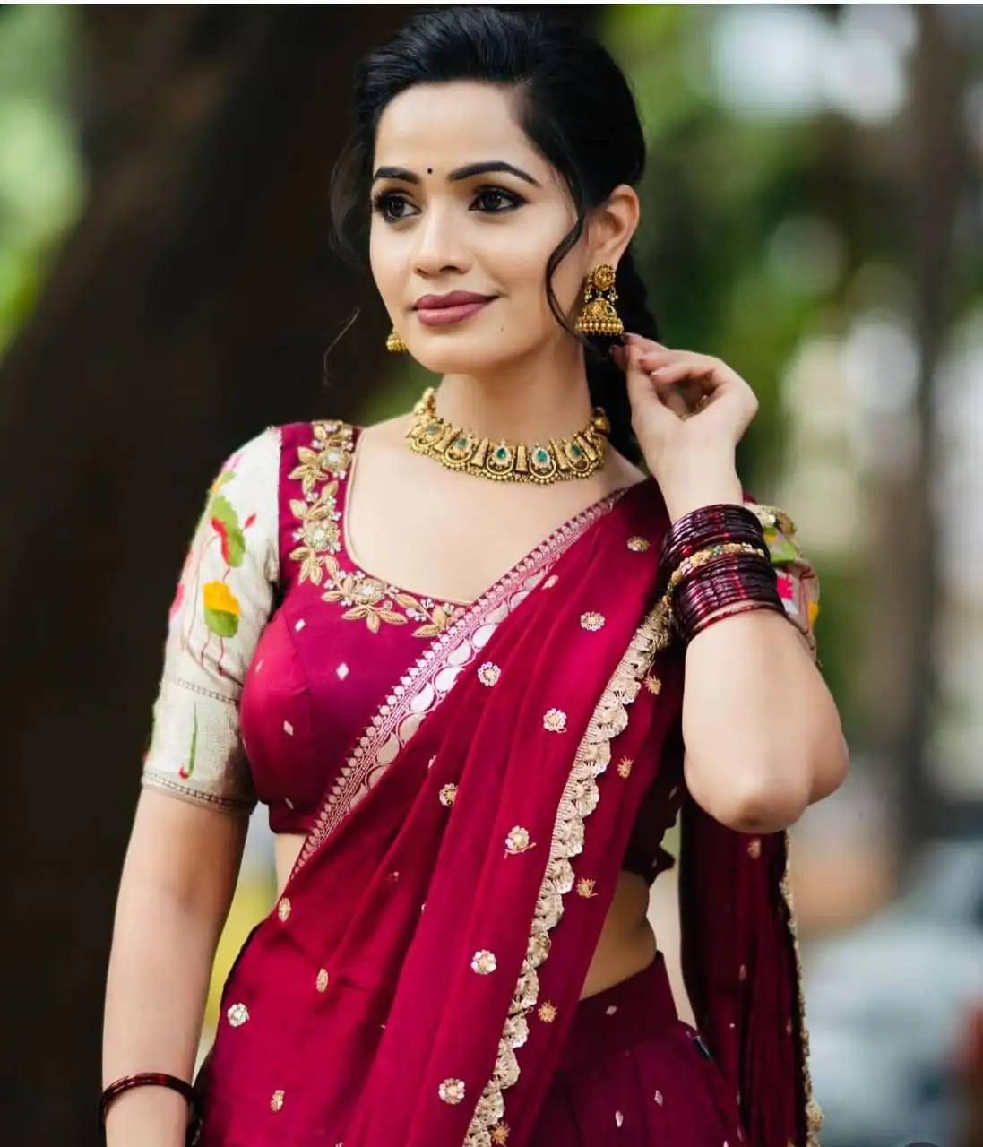 PC 515 Red Georgette Lehenga Choli Perfect for Wedding, Party, Family Gatherings, Sangeet, Durga Puja – . Now at just ₹2399. Delivery 4-6 Working Days. | Bollywood Lehenga, Creative Lehenga, Designer Lehenga, Embroidered Lehenga, Lehenga, Party Wear Lehenga