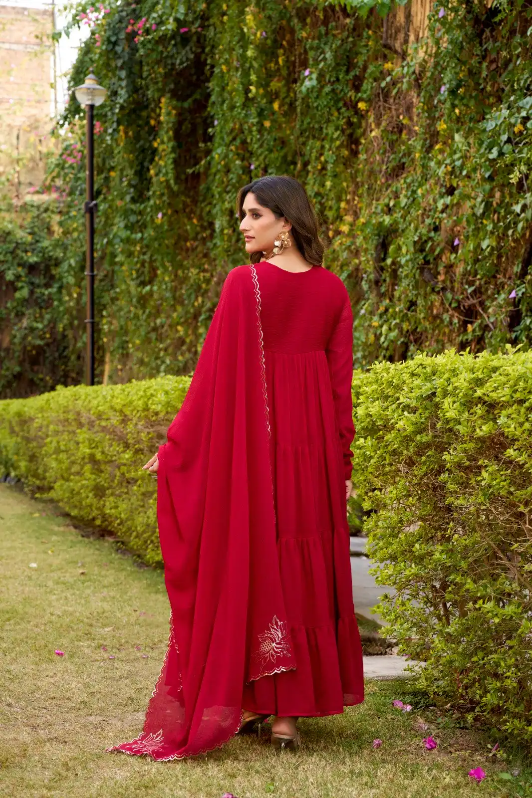 YNF 5001 Red in White Marbel. Designer Work Salwar Suit Wedding, Party, Festive, Events, Best Price ₹2599. Delivery 4-6 Working Days. Shop now. | Casual Suits, Jump Suits, Creative suits, Designer Suits, Palazzo Suits, Party Wear Suits, Patiala Suits, Salwar suit, Straight Suits