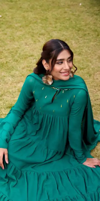 YNF 5001 Teal in White Marbel. Designer Work Salwar Suit Wedding, Party, Festive, Events, Best Price ₹2599. Delivery 4-6 Working Days. Shop now. | Casual Suits, Jump Suits, Creative suits, Designer Suits, Palazzo Suits, Party Wear Suits, Patiala Suits, Salwar suit, Straight Suits