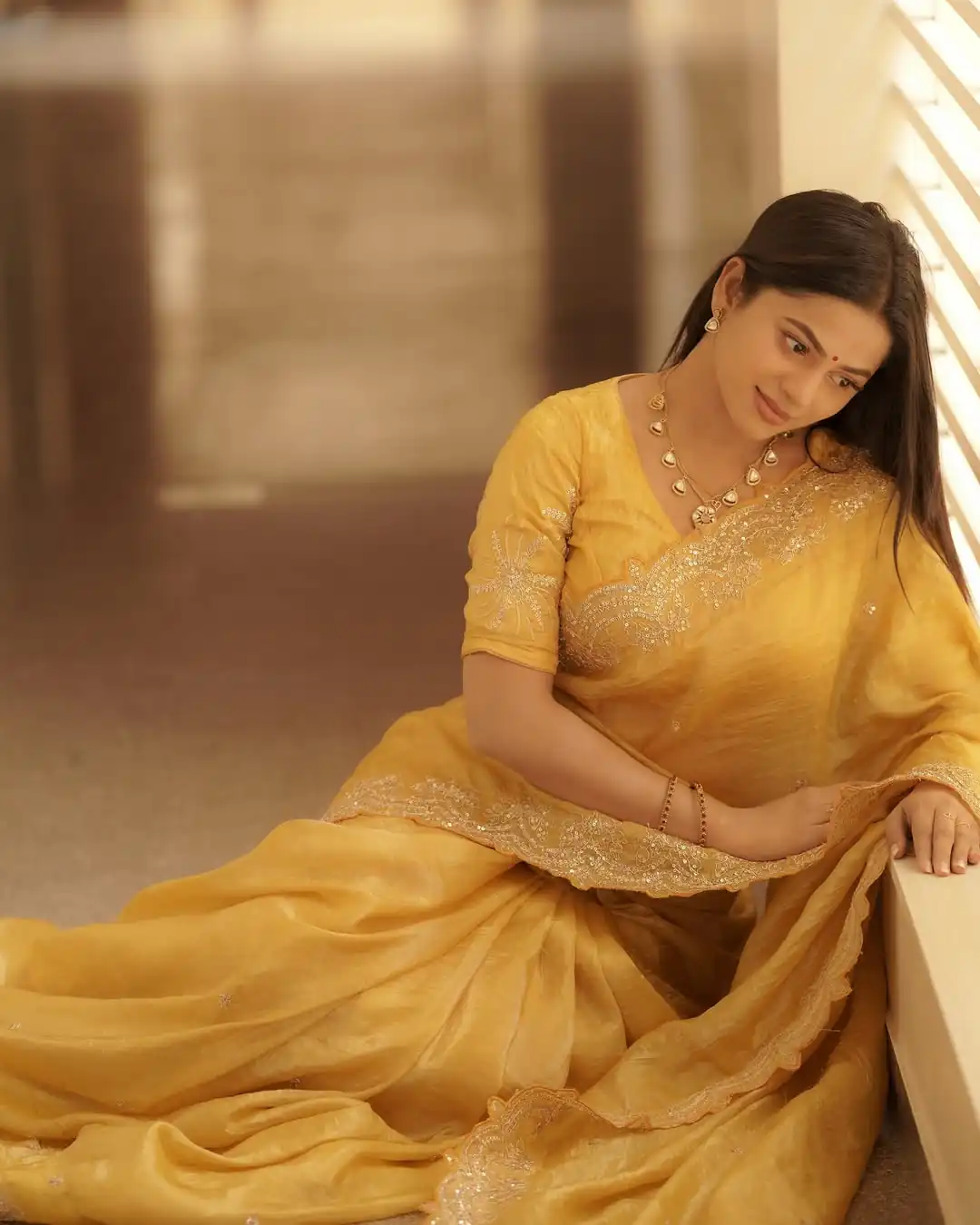 JR 642 Yellow Soft gold crush Saree Perfect for Wedding, Party, Diwali, Pongal, Baisakhi – . Now at just ₹1999. Delivery 4-6 Working Days. Shop now. | Creative Sarees, Embroidered Sarees, Bollywood Sarees, Designer Sarees, Ethnic Saree, Modern Digital sarees, Party Wear Sarees, Sarees