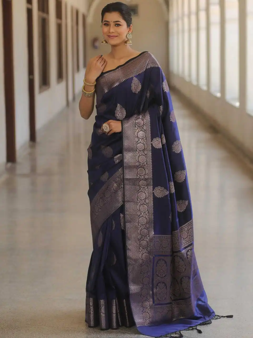 Navy Blue Soft Lichi Silk Rich Pallu Border Saree