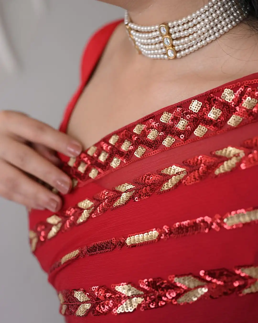 Red Georgette Lace Embroidery Work Saree - Image 4