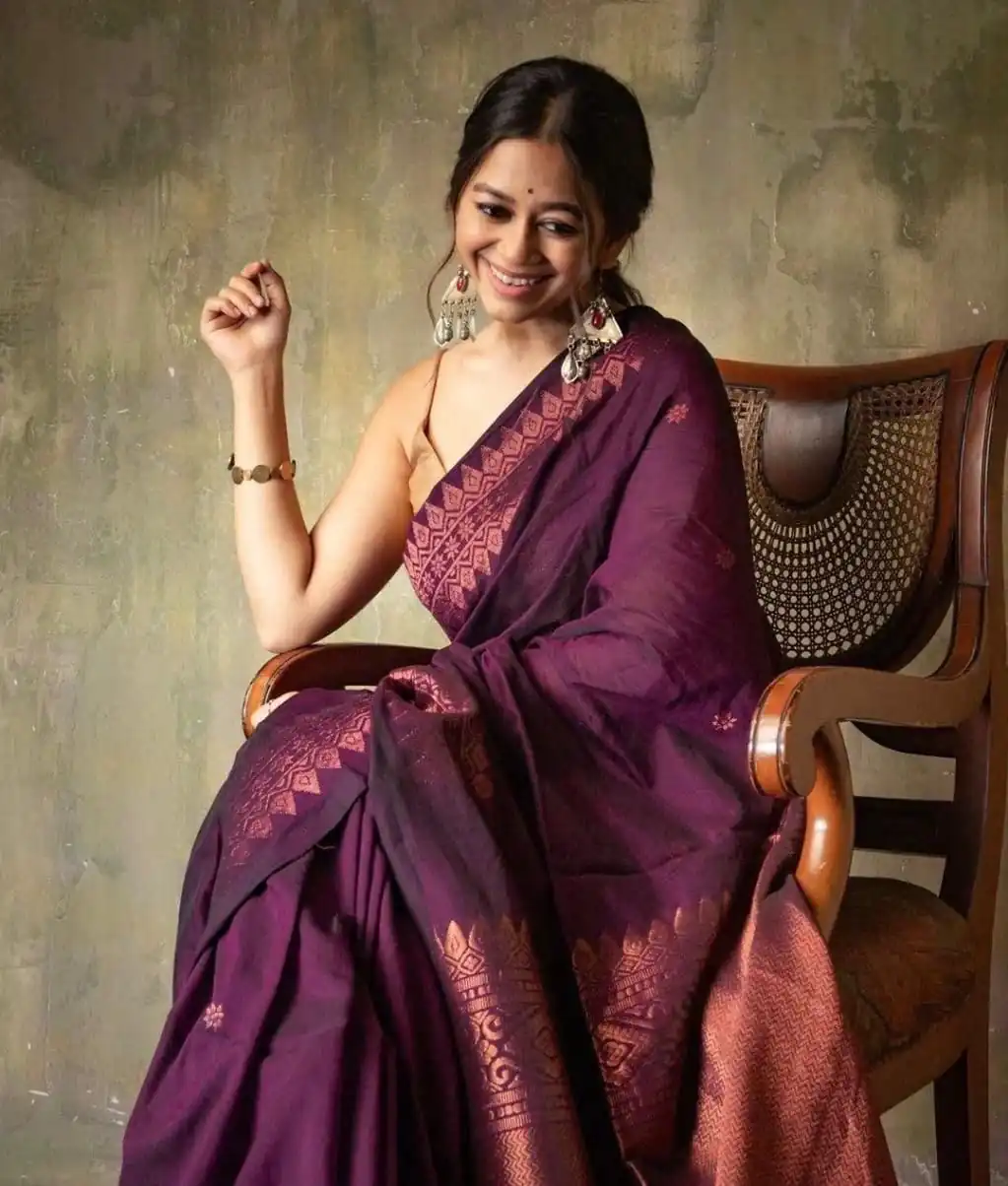 Purple Soft Lichi Silk Border Lace Saree - Image 3
