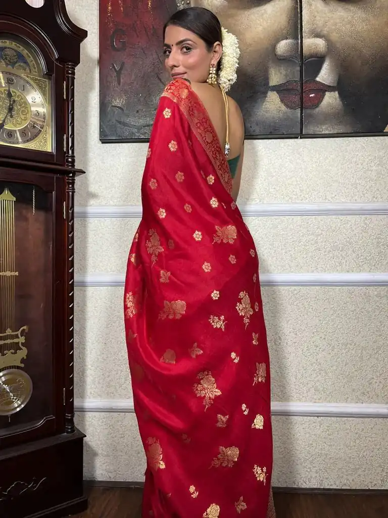 Red Lichi Silk Jacquard Work Saree - Image 3