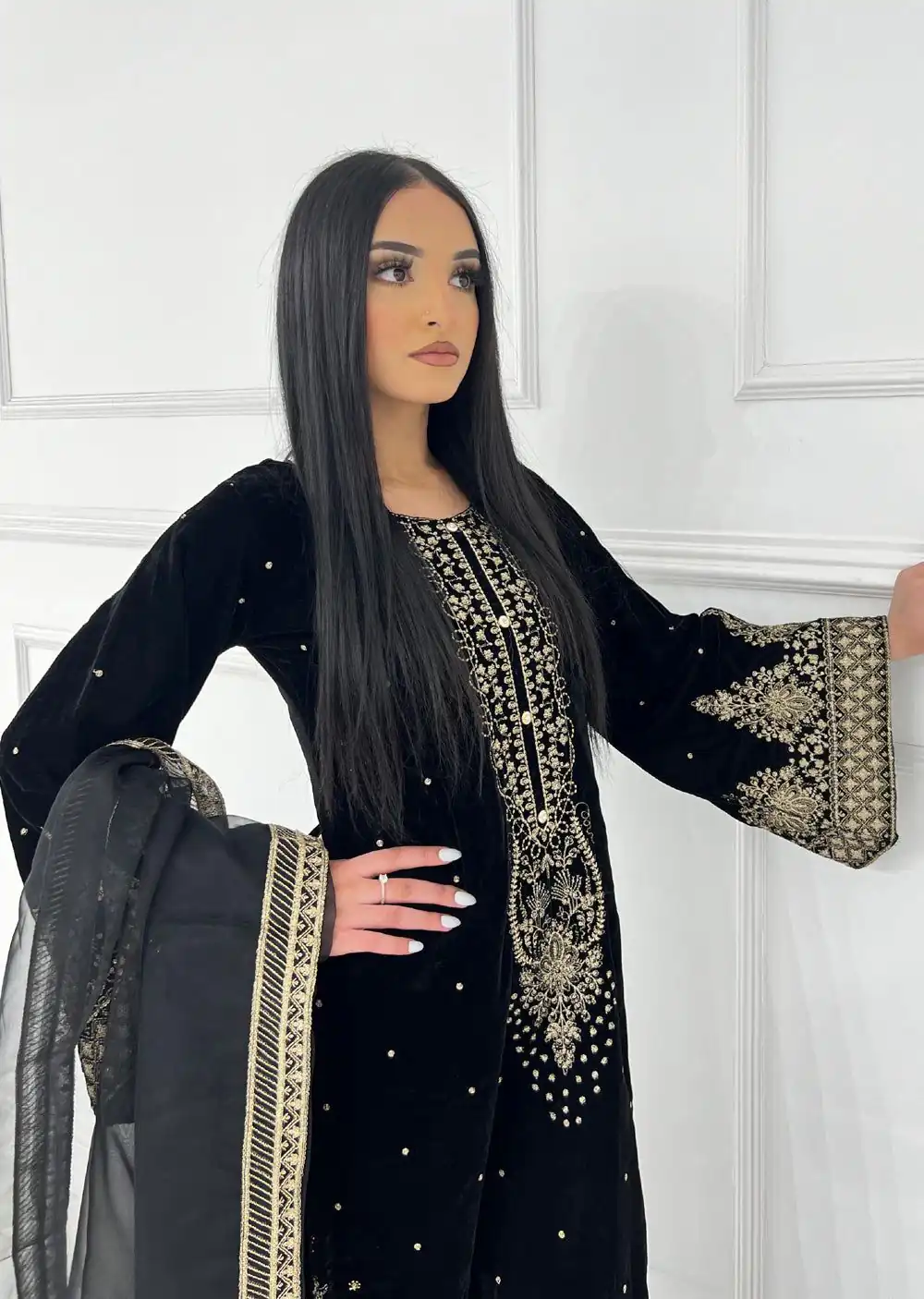 AD 222 Black Viscose Velvet Salwar Suit with Embroidery Work & Lace Work. Best Price ₹2099. Delivery 4-6 Working Days. Shop now. | Casual Suits, Jump Suits, Creative suits, Designer Suits, Palazzo Suits, Party Wear Suits, Patiala Suits, Salwar suit, Straight Suits
