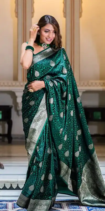 KPR 252 Green in Soft Lichi Silk Lace Work & Lace Border Saree. Affordable Price ₹1449. Delivery 4-6 Working Days. Shop now. | Creative Sarees, Bollywood Sarees, Designer Sarees, Embroidered Sarees, Ethnic Saree, Modern Digital sarees, Party Wear Sarees, Sarees