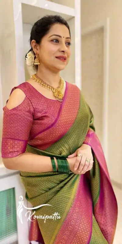 KPR 149 Green in Soft Lichi Silk Lace Work & Lace Border Saree. Affordable Price ₹1449. Delivery 4-6 Working Days. Shop now. | Creative Sarees, Bollywood Sarees, Designer Sarees, Embroidered Sarees, Ethnic Saree, Modern Digital sarees, Party Wear Sarees, Sarees