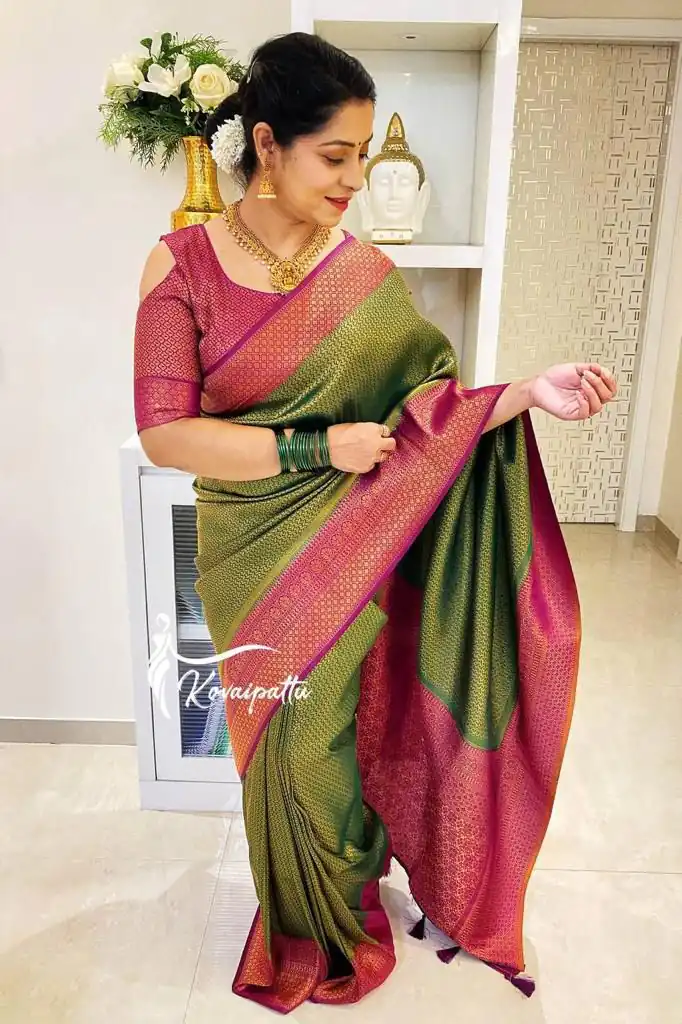 KPR 149 Green in Soft Lichi Silk Lace Work & Lace Border Saree. Affordable Price ₹1449. Delivery 4-6 Working Days. Shop now. | Creative Sarees, Bollywood Sarees, Designer Sarees, Embroidered Sarees, Ethnic Saree, Modern Digital sarees, Party Wear Sarees, Sarees