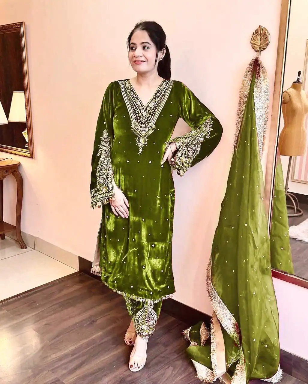AD 134 Green Color Heavy Pure Viscose Velvet Embroidery Sharara Suit Wedding, Party, Festive, Events Etc. Expected Delivery  4-6 Working Days @2099/- | Casual Suits, Jump Suits, Creative suits, Designer Suits, Palazzo Suits, Party Wear Suits, Patiala Suits, Salwar suit, Straight Suits