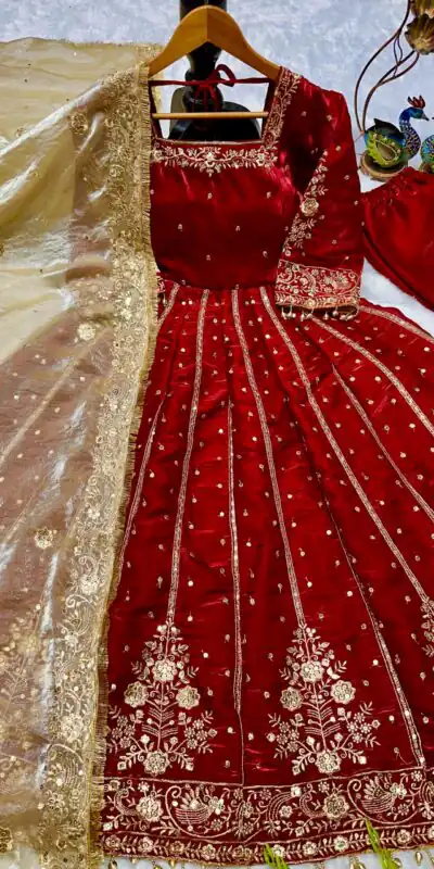 VLM 313 Maroon JC Silk Gown. Perfect for Wedding, Party, Sangeet, Baisakhi, Diwali – Introductory Price ₹2599. Delivery 4-6 Working Days. Shop now. | Bollywood Gowns, Creative Gowns, Designer Gowns, Embroidered Gowns, Gowns, Party Wear Gowns