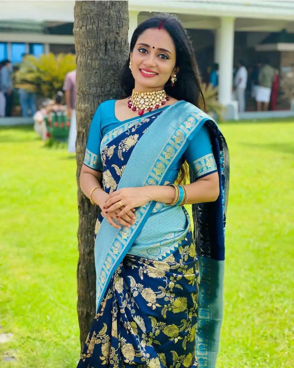 LKP 1071 Navy Blue in Soft Lichi Silk ace Border & Lace Work Saree . Exclusive Offer ₹1449. Delivery 4-6 Working Days. Shop now. | Creative Sarees, Bollywood Sarees, Designer Sarees, Embroidered Sarees, Ethnic Saree, Modern Digital sarees, Party Wear Sarees, Sarees