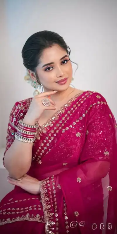 JR 664 Pink in Soft Space Silk Zari Work & Embroidery Work Saree. Available at ₹1949 only. Delivery 4-6 Working Days. Shop now. | Creative Sarees, Bollywood Sarees, Designer Sarees, Embroidered Sarees, Ethnic Saree, Modern Digital sarees, Party Wear Sarees, Sarees