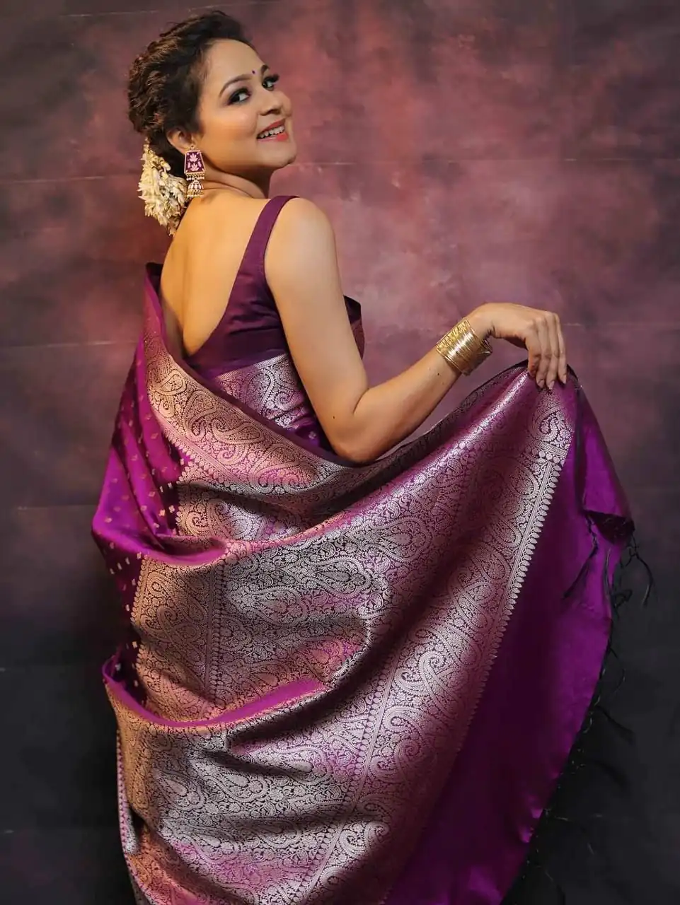 KPR 218 Purple in Soft Lichi Silk Lace Border & Lace Work Saree . Exclusive Offer ₹1349. Delivery 4-6 Working Days. Shop now. | Creative Sarees, Bollywood Sarees, Designer Sarees, Embroidered Sarees, Ethnic Saree, Modern Digital sarees, Party Wear Sarees, Sarees