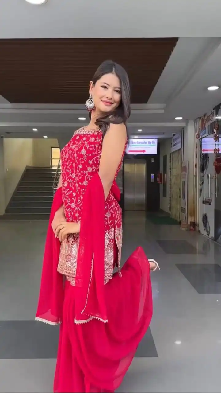 DC 93 Red Fox Georgette Salwar Suit Perfect for Wedding, Party, Eid, Temple Visit, Engagement – . Now at just ₹1899. Delivery 4-6 Working Days. Shop now | Casual Suits, Jump Suits, Creative suits, Designer Suits, Palazzo Suits, Party Wear Suits, Patiala Suits, Salwar suit, Straight Suits