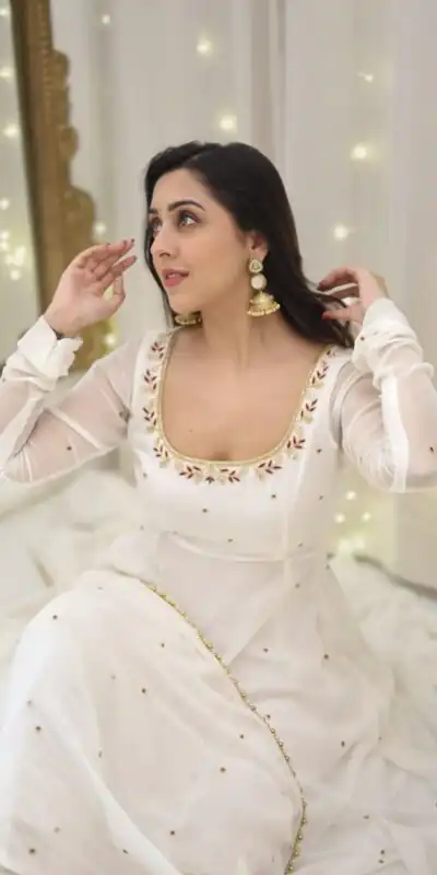 SRK 5271 White Faux Georgette Salwar Suit Perfect for Wedding, Party, Lohri, Temple Visit, Durga Puja – . Grab it for ₹1749. Delivery 4-6 Working Days | Casual Suits, Jump Suits, Creative suits, Designer Suits, Palazzo Suits, Party Wear Suits, Patiala Suits, Salwar suit, Straight Suits