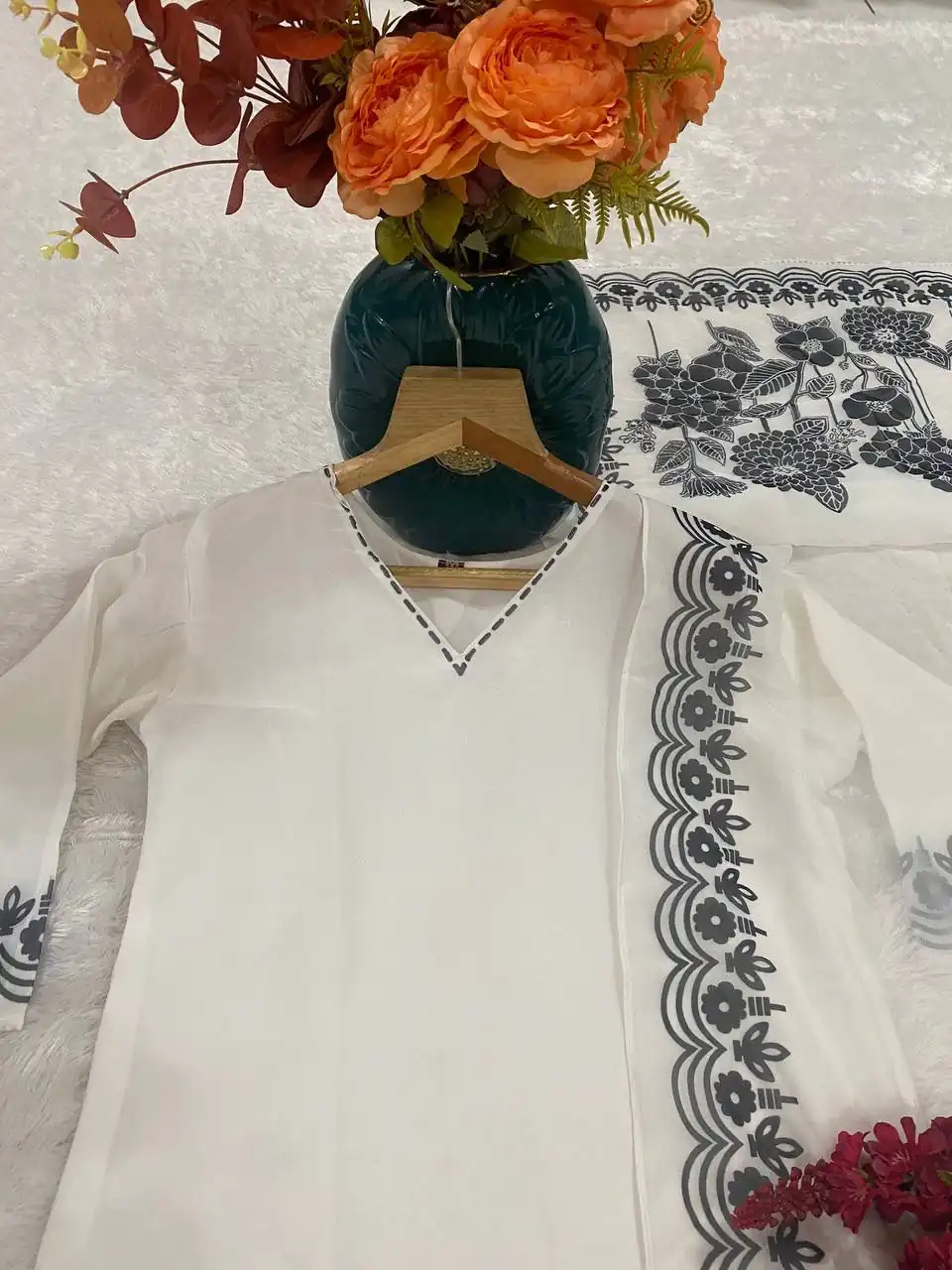 DC 101 White Georgette Salwar Suit Perfect for Wedding, Party, Traditional Day, Durga Puja, Reception – . Now at just ₹1649. Delivery 4-6 Working D | Casual Suits, Jump Suits, Creative suits, Designer Suits, Palazzo Suits, Party Wear Suits, Patiala Suits, Salwar suit, Straight Suits