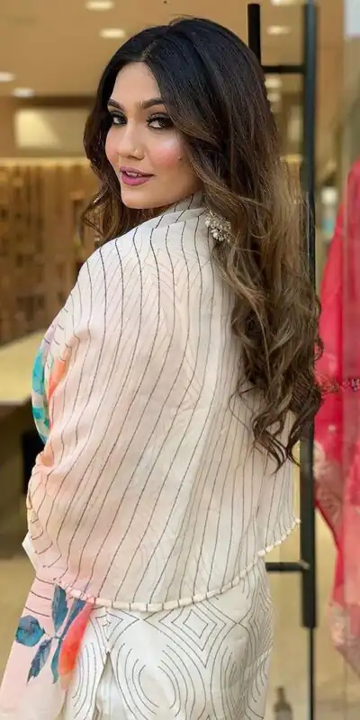 DC G21 White in Maslin Digital Print Salwar Suit . Wedding, Party, Festive, Events, Introductory Price ₹1699. Delivery 4-6 Working Days. Shop now. | Casual Suits, Jump Suits, Creative suits, Designer Suits, Palazzo Suits, Party Wear Suits, Patiala Suits, Salwar suit, Straight Suits